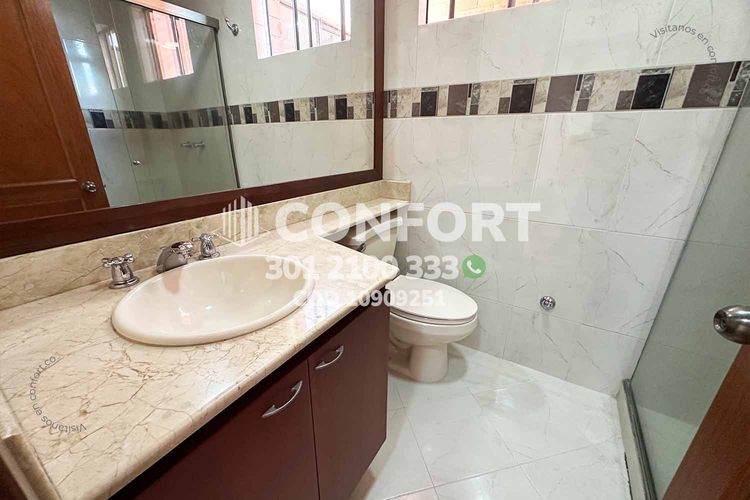 Apartamento de 3 alcobas en arriendo en La Calera, Medellín, 200 m² · foto 11 de 24