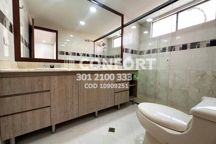 Apartamento de 3 alcobas en arriendo en La Calera, Medellín, 200 m² · foto 17 de 24
