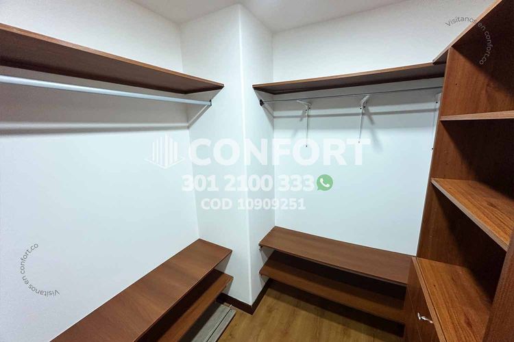 Apartamento de 3 alcobas en arriendo en La Calera, Medellín, 200 m² · foto 18 de 24
