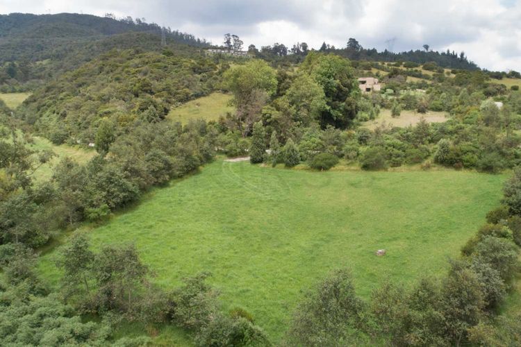 Lote en venta en Marquez, La Calera, 2500 m² · foto 16 de 24