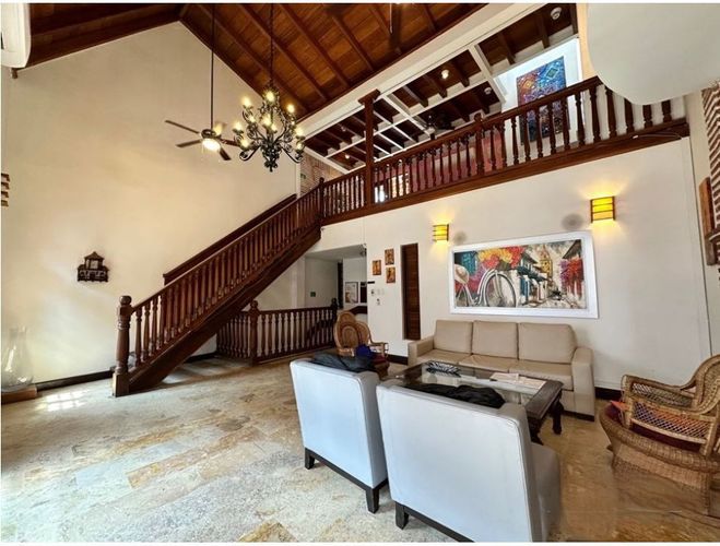 Casa de 5 alcobas en venta en El Centro, Cartagena, 700 m² · foto 4 de 24