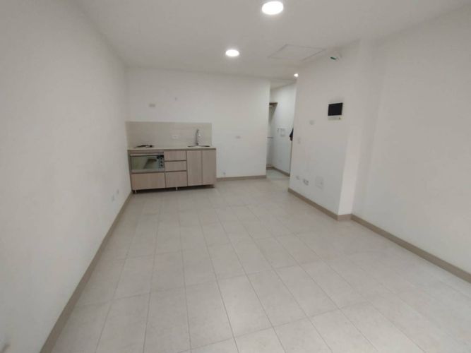 Oficina en arriendo en Laureles, Medellín, 32 m² · foto 3 de 7