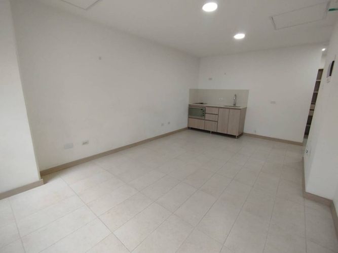 Oficina en arriendo en Laureles, Medellín, 32 m² · foto 4 de 7
