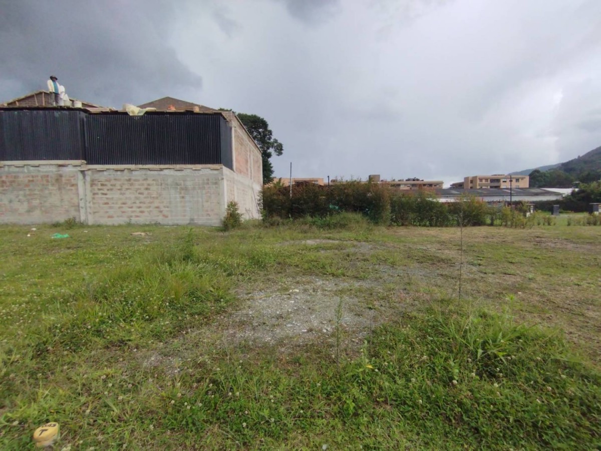 Land in Santa Elena (92 m²) for Sale - 3