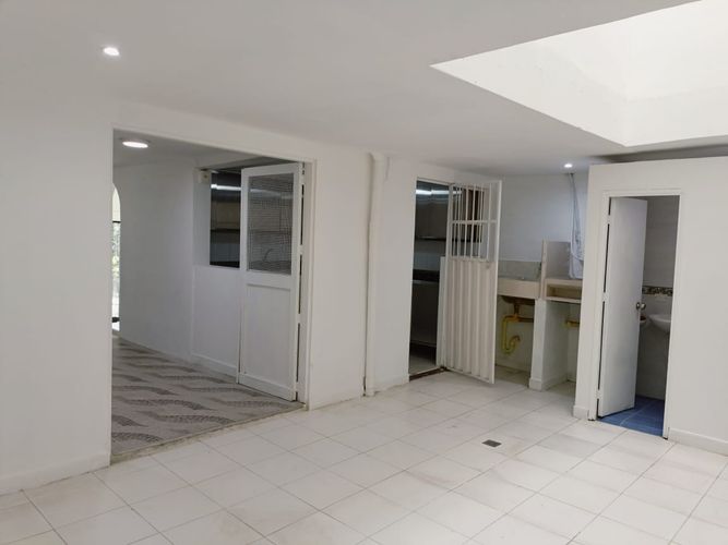 Oficina en arriendo en Belén, Medellín, 360 m² · foto 4 de 20