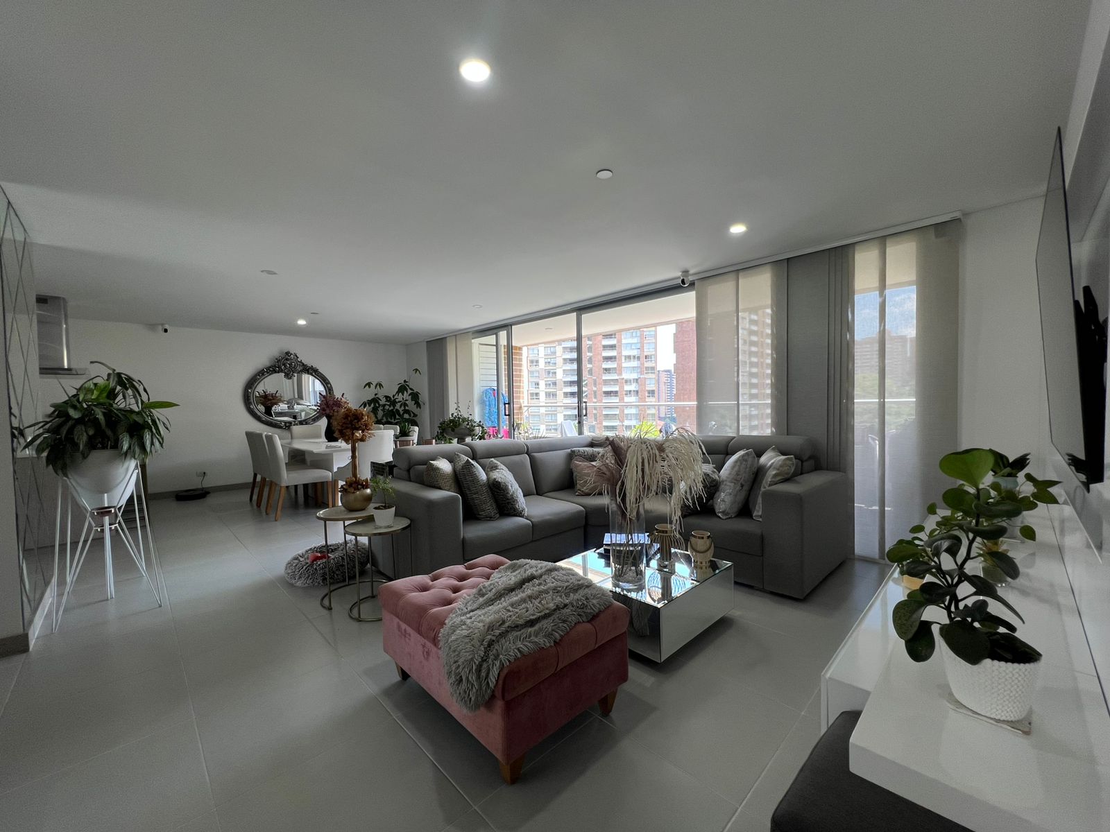 Apartamento en venta en Cumbres, Envigado · foto 2 de 14