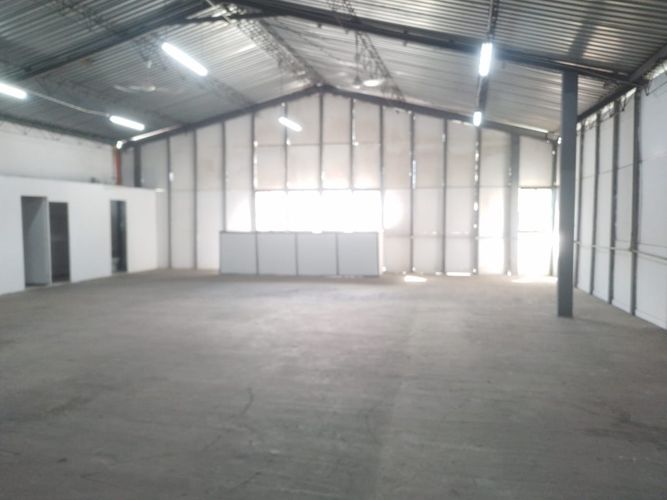 Bodega en arriendo en La Candelaria, Medellín, 460 m² · foto 7 de 14