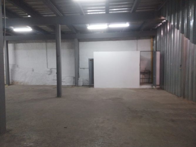 Bodega en arriendo en La Candelaria, Medellín, 460 m² · foto 12 de 14