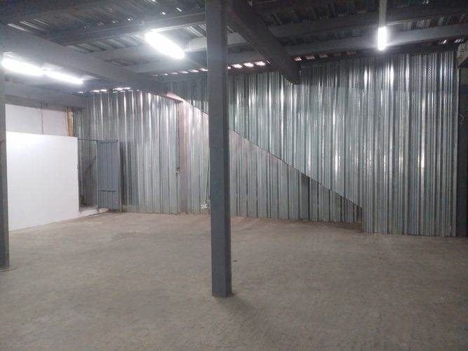 Bodega en arriendo en La Candelaria, Medellín, 460 m² · foto 11 de 14