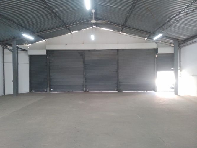 Bodega en arriendo en La Candelaria, Medellín, 23 m² · foto 10 de 11