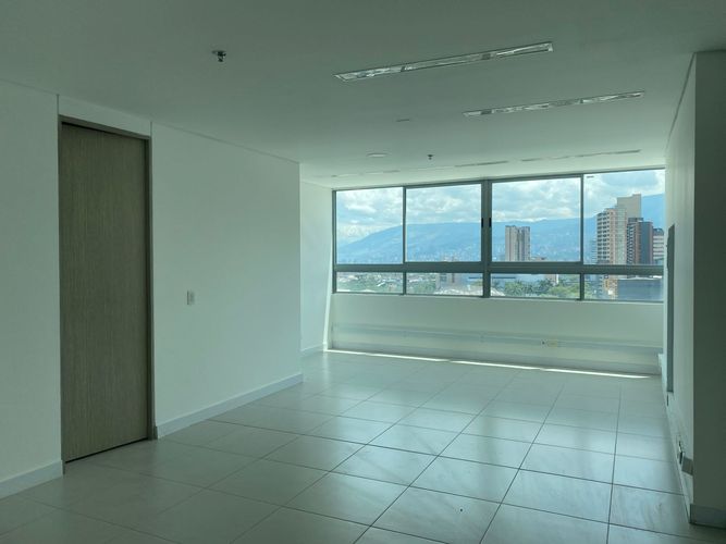 Oficina en arriendo en Aliadas Del Sur, Sabaneta, 72 m² · foto 3 de 7