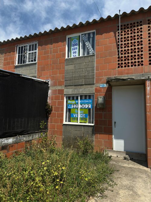 Casa de 2 alcobas en venta en La Pradera, Jamundí, 90 m² · foto 2 de 14