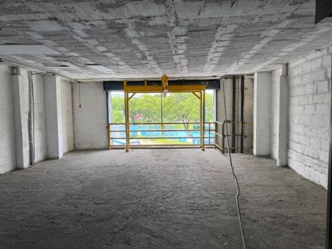 Bodega en arriendo en Perpetuo Socorro, Medellín, 900 m² · foto 7 de 10