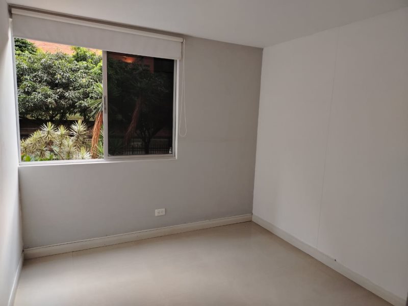 Apartamento en venta en Cumbres, Envigado · foto 8 de 14