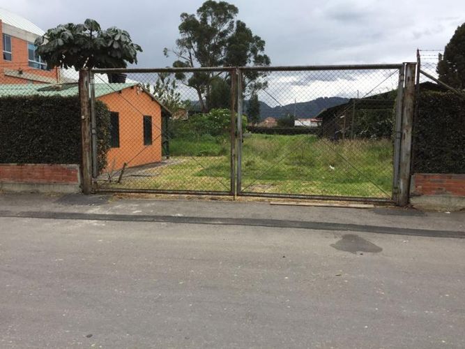 Lote en venta en Samaria, Chía, 4164 m² · foto 3 de 7