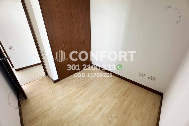 Apartamento de 3 alcobas en arriendo en Loma Del Indio, Medellín, 78 m² · foto 6 de 24