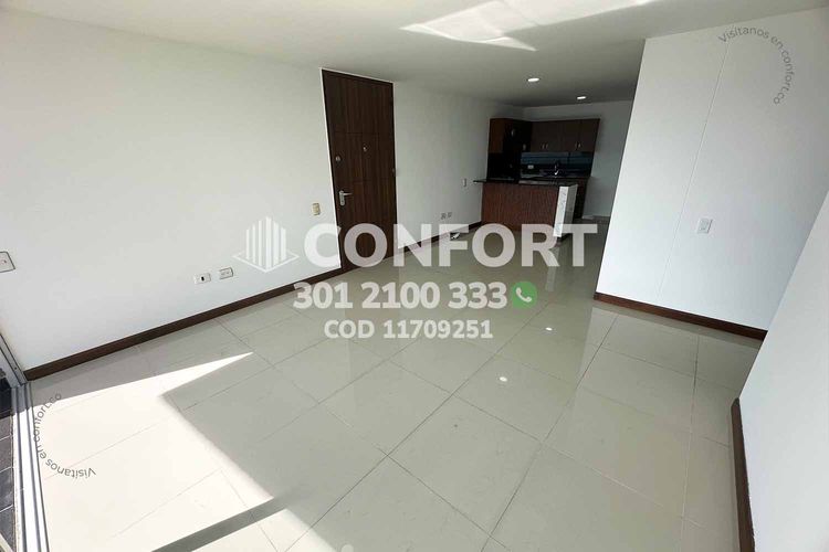 Apartamento de 3 alcobas en arriendo en Loma Del Indio, Medellín, 78 m² · foto 9 de 24