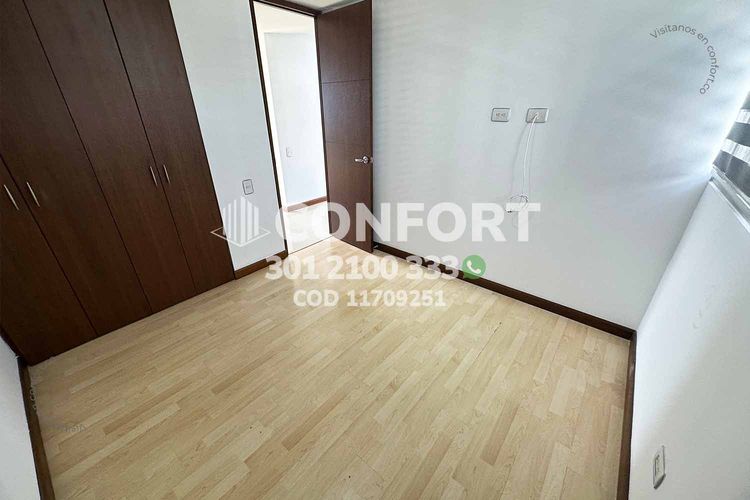 Apartamento de 3 alcobas en arriendo en Loma Del Indio, Medellín, 78 m² · foto 13 de 24