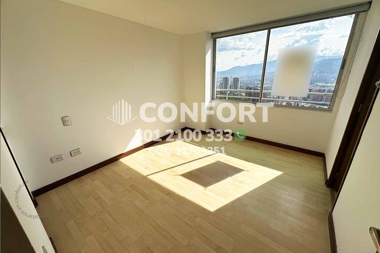 Apartamento de 3 alcobas en arriendo en Loma Del Indio, Medellín, 78 m² · foto 15 de 24
