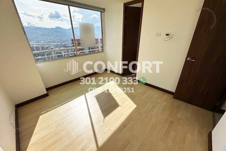 Apartamento de 3 alcobas en arriendo en Loma Del Indio, Medellín, 78 m² · foto 16 de 24