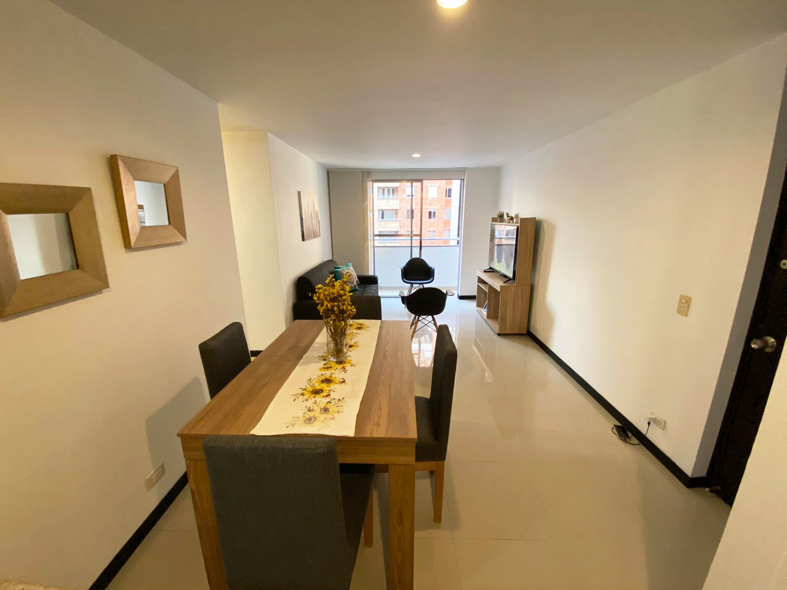 Apartamento en arriendo en Villa Carlota, Medellín · foto 4 de 15
