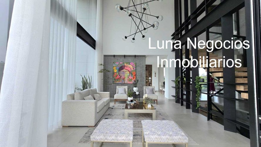 Casa de 4 alcobas en venta en Ruitoque Condominio, Floridablanca, 756 m² · foto 2 de 24