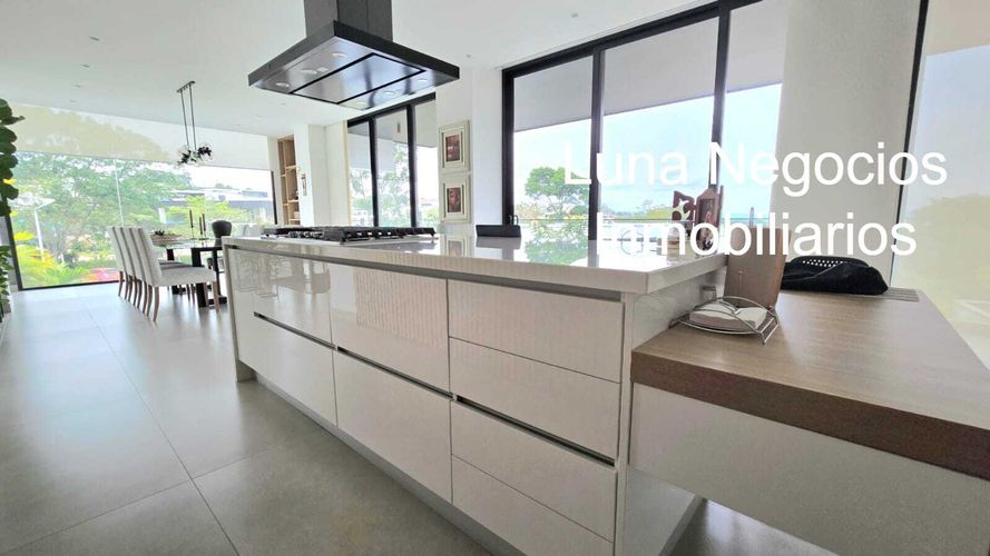 Casa de 4 alcobas en venta en Ruitoque Condominio, Floridablanca, 756 m² · foto 10 de 24