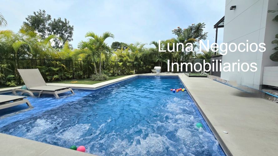 Casa de 4 alcobas en venta en Ruitoque Condominio, Floridablanca, 756 m² · foto 16 de 24