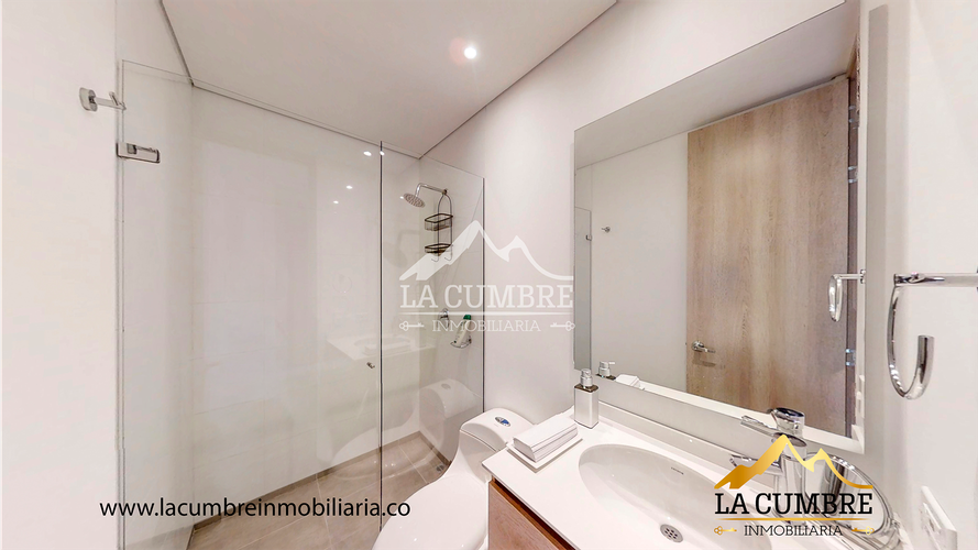 Apartamento de 2 alcobas en arriendo en Los Balsos, Medellín, 96 m² · foto 11 de 15