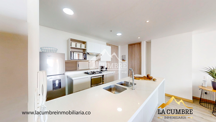 Apartamento de 2 alcobas en arriendo en Los Balsos, Medellín, 96 m² · foto 8 de 15