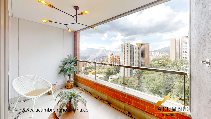 Apartamento de 2 alcobas en arriendo en Los Balsos, Medellín, 96 m² · foto 9 de 15