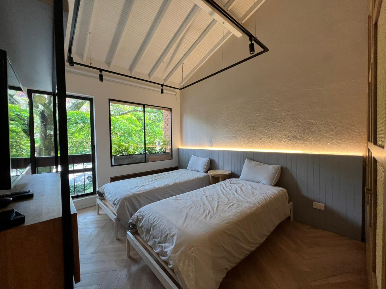 Casa en arriendo en El Poblado, Medellín · foto 13 de 19