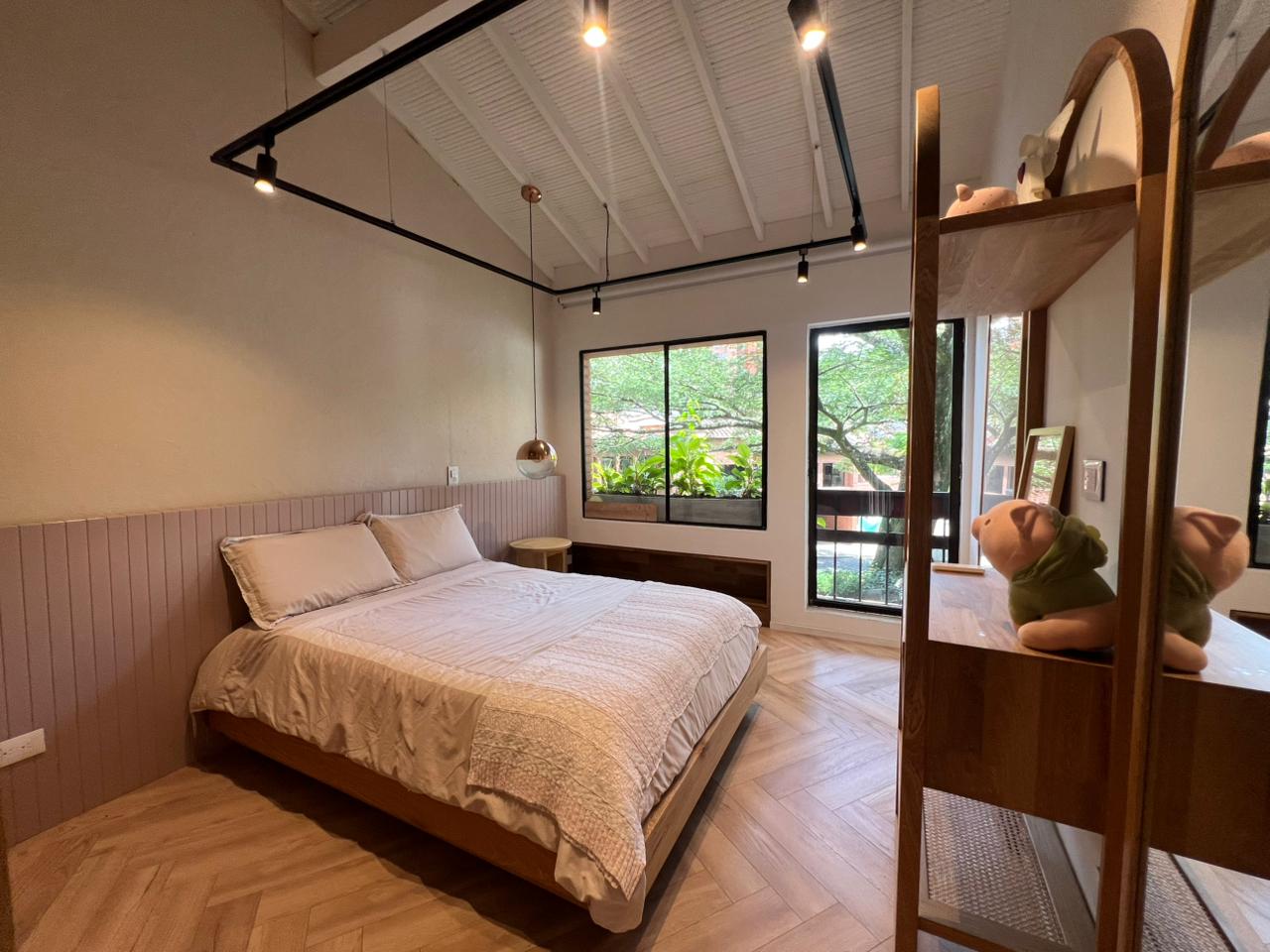 Casa en arriendo en El Poblado, Medellín · foto 11 de 19