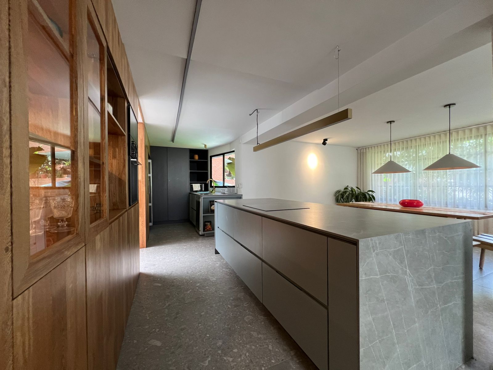 Casa en arriendo en El Poblado, Medellín · foto 6 de 19