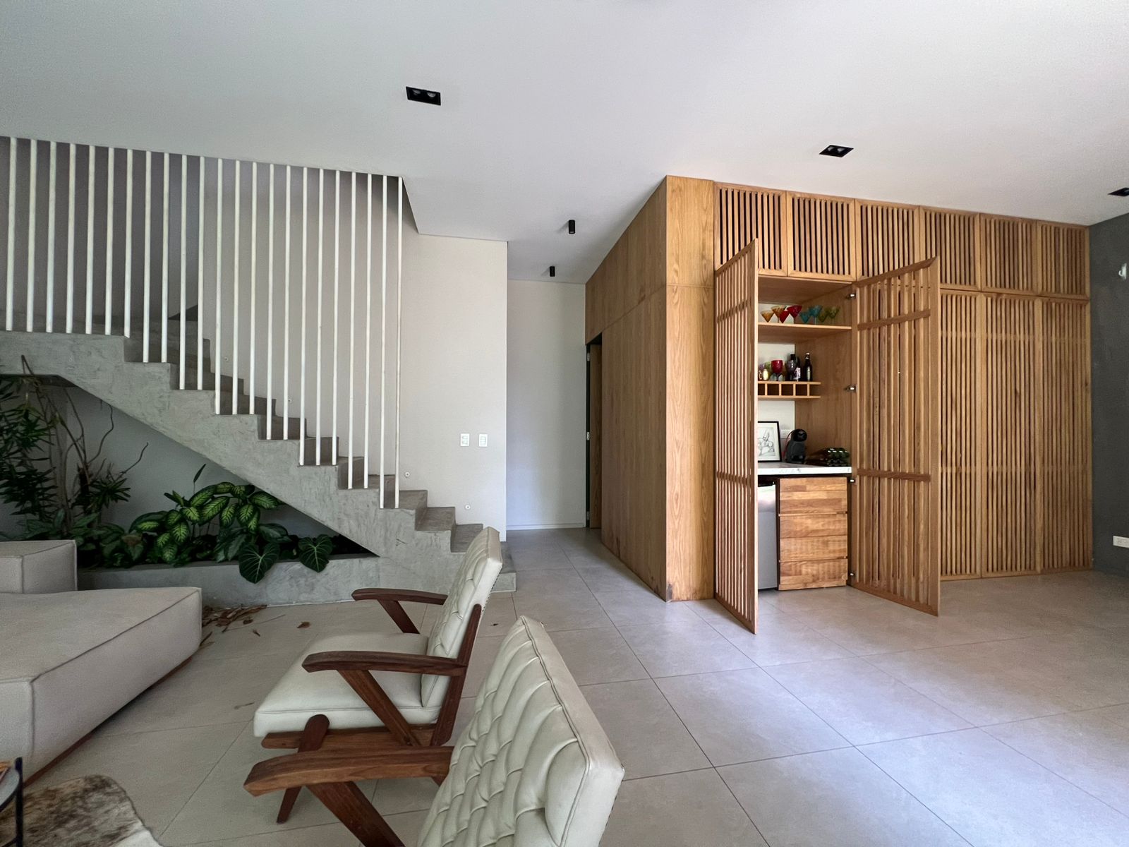 Casa en arriendo en El Poblado, Medellín · foto 2 de 19