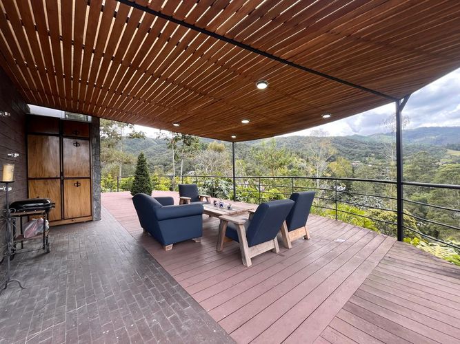 Casa de 3 alcobas en venta en Santa Elena, El Retiro, 241 m² · foto 17 de 18