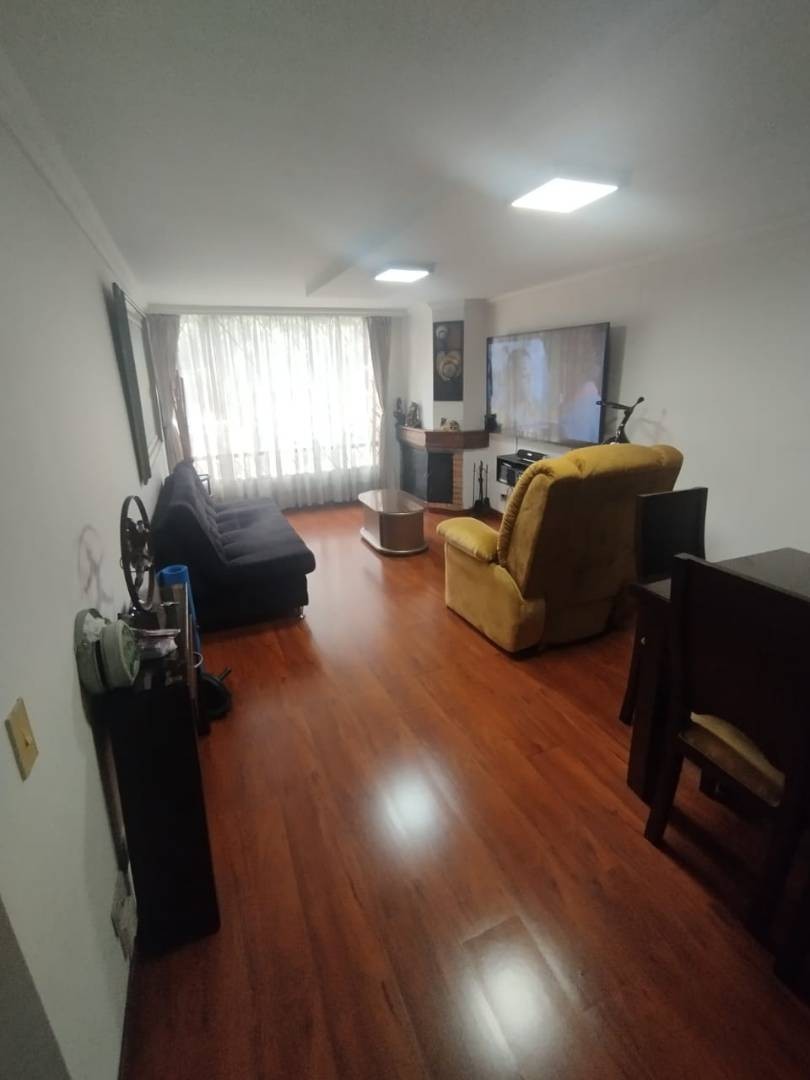 Apartamento en venta en Los Cedros, Bogotá · foto 7 de 16