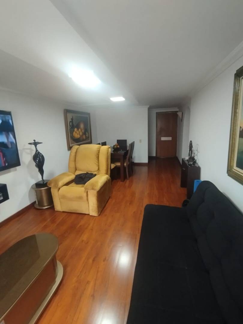 Apartamento en venta en Los Cedros, Bogotá · foto 9 de 16