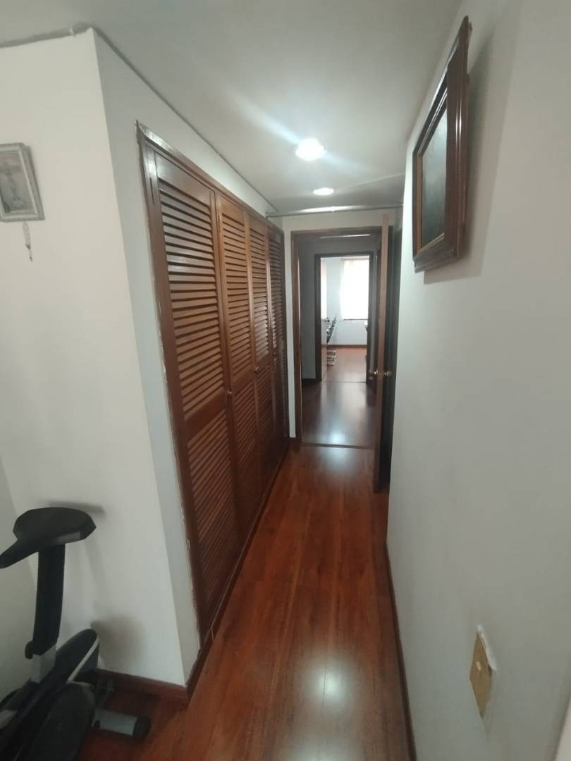 Apartamento en venta en Los Cedros, Bogotá · foto 12 de 16