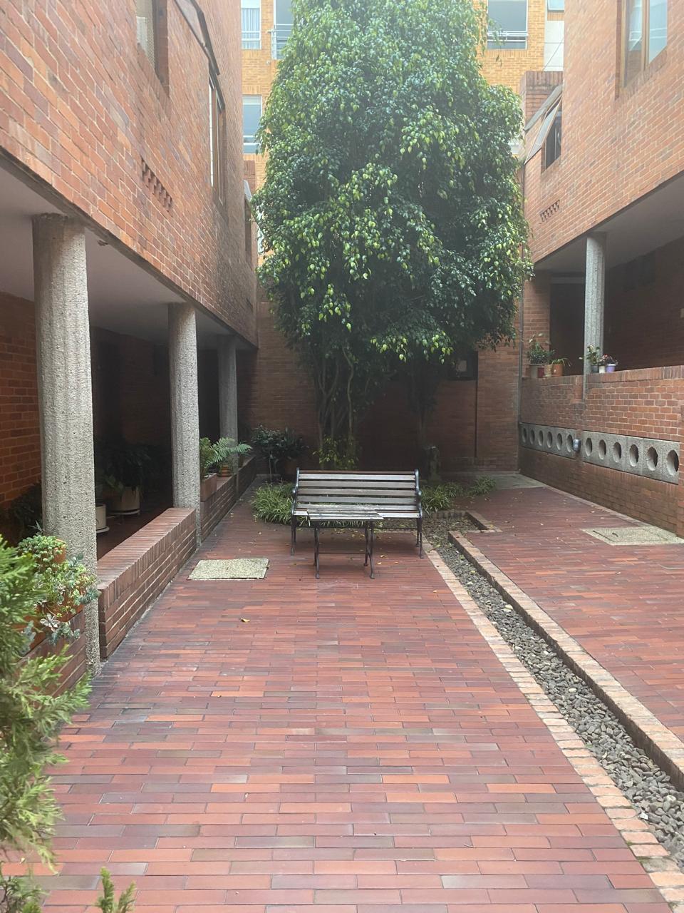 Casa en venta en Contador, Bogotá · foto 16 de 24