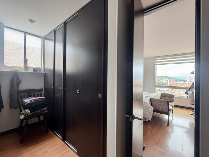 Apartamento de 3 alcobas en venta en Nueva Colina, Bogotá, 172 m² · foto 12 de 24