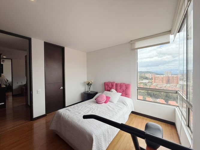 Apartamento de 3 alcobas en venta en Nueva Colina, Bogotá, 172 m² · foto 16 de 24