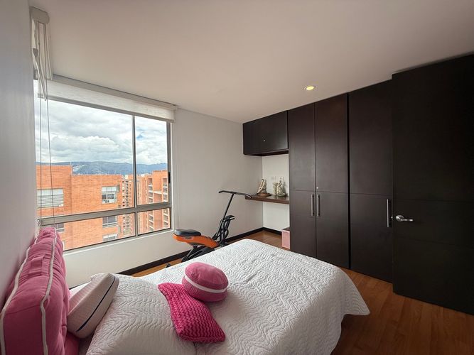 Apartamento de 3 alcobas en venta en Nueva Colina, Bogotá, 172 m² · foto 14 de 24