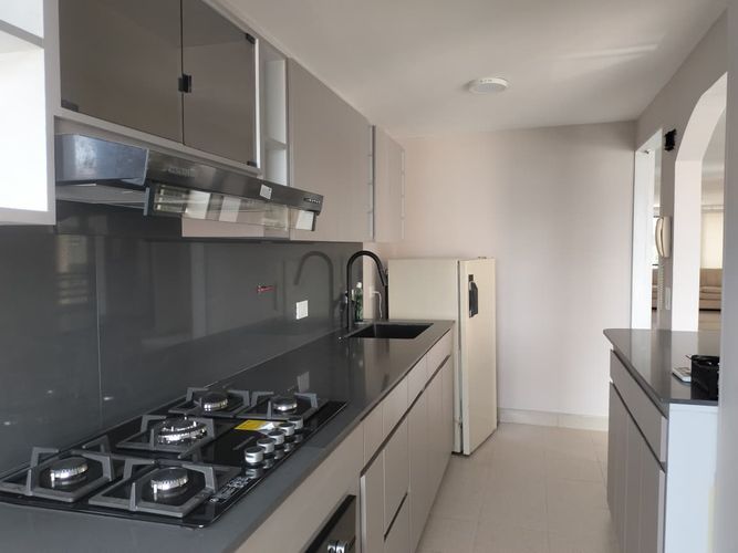 Apartamento de 3 alcobas en arriendo en El Poblado, Medellín, 144 m² · foto 6 de 19