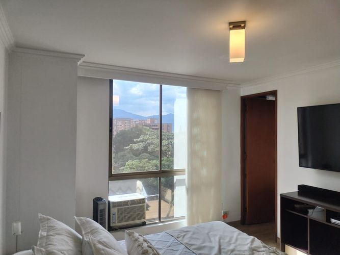 Apartamento de 1 alcoba en arriendo en Patio Bonito, Medellín, 54 m² · foto 10 de 13