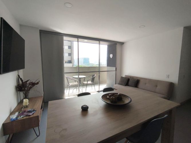 Apartamento de 3 alcobas en arriendo en Santa Fe, Medellín, 74 m² · foto 2 de 18