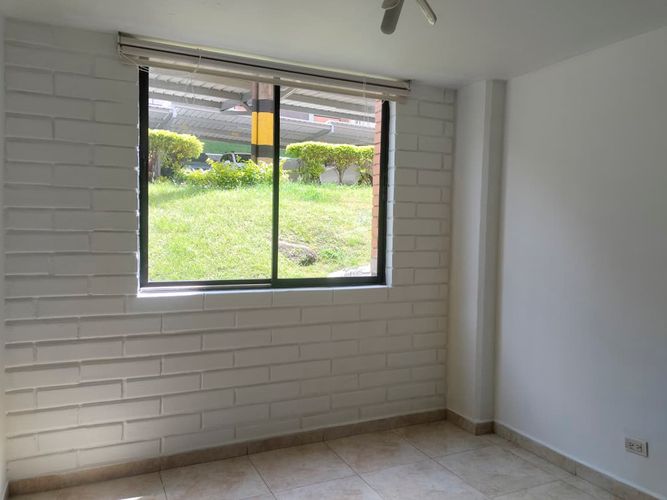 Apartamento de 2 alcobas en arriendo en El Poblado, Medellín, 69 m² · foto 12 de 15