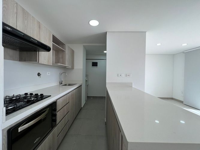 Apartamento de 3 alcobas en arriendo en Rionegro, 75 m² · foto 3 de 13