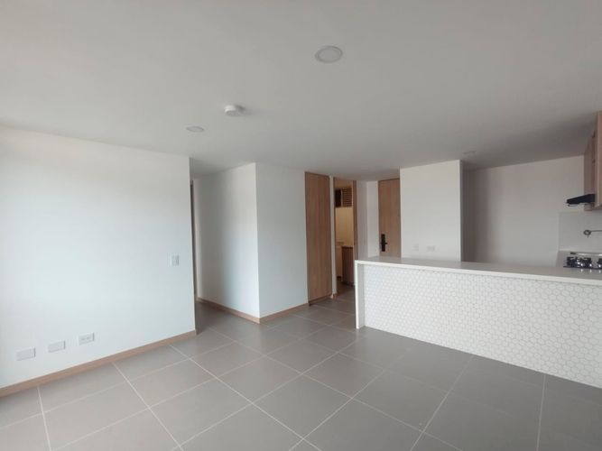 Apartamento de 3 alcobas en arriendo en Santa Fe, Medellín, 72 m² · foto 3 de 13