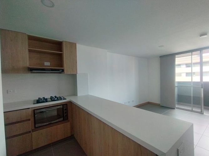 Apartamento de 3 alcobas en arriendo en Santa Fe, Medellín, 72 m² · foto 4 de 13
